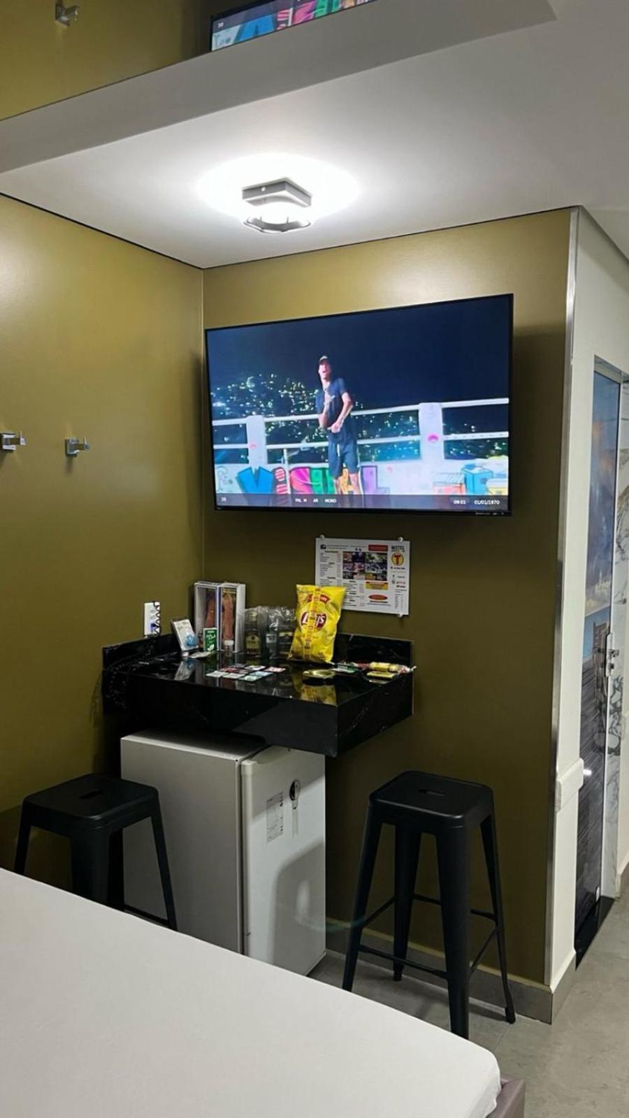 Motel Drive In T - Prolongamento Da Avenida Getulio Vargas Facil Acesso Ao Shopping Patio Chapeco Chapecó Exterior foto